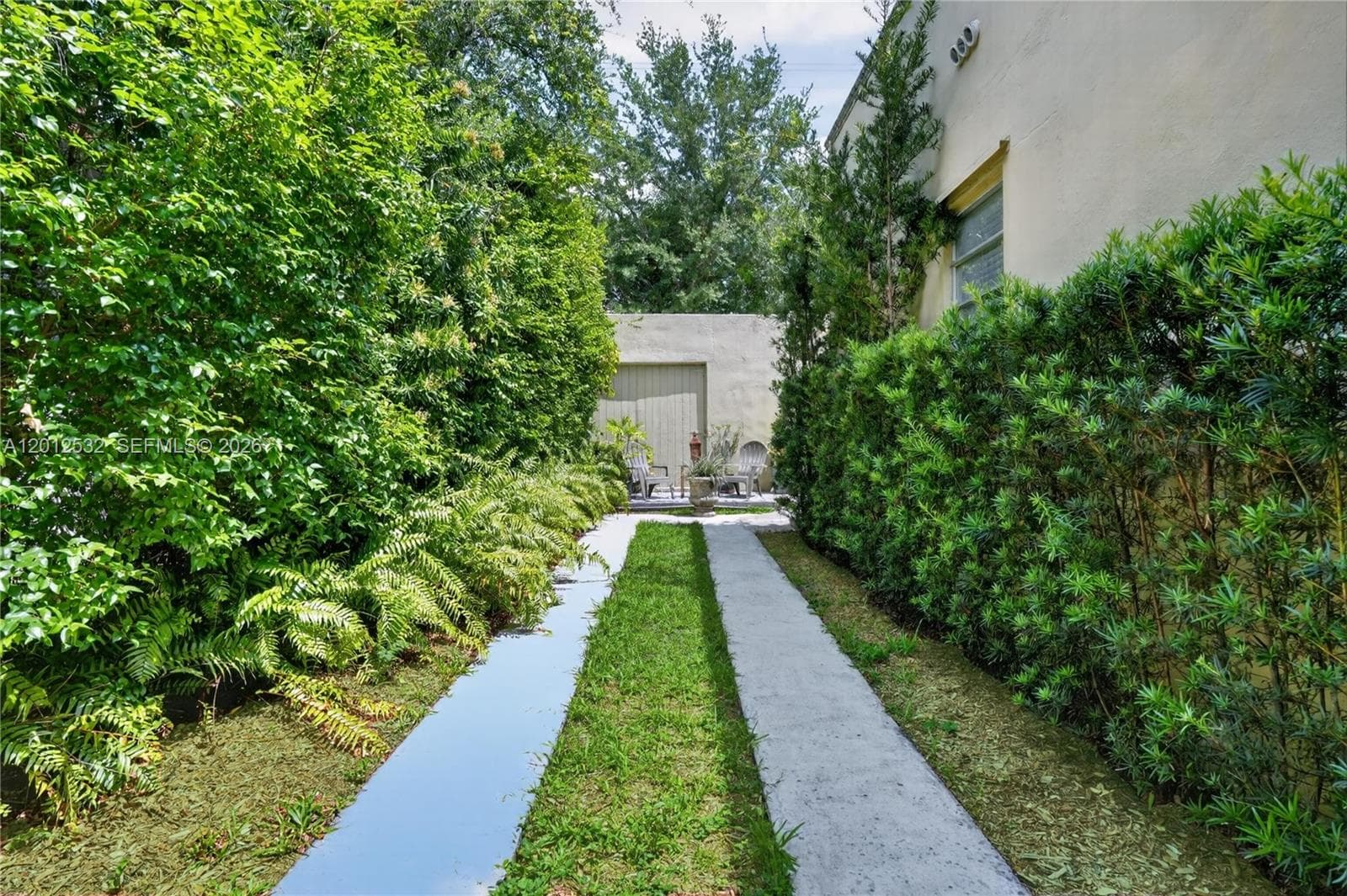 STUDIO SAN MIGUEL Rear, Coral Gables FL 33134 — 1