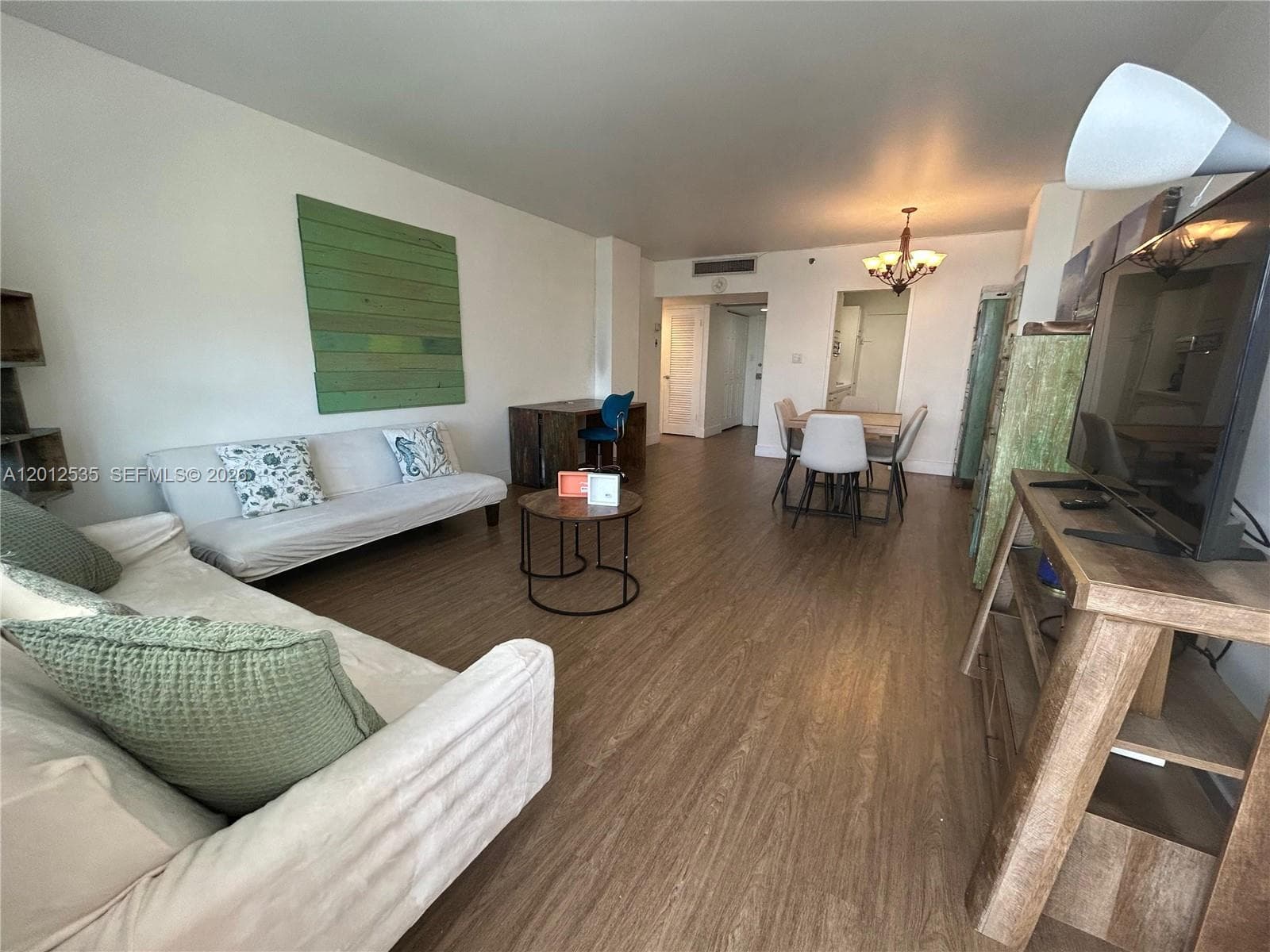 100 Lincoln Rd # 922, Miami Beach FL 33139 — 2