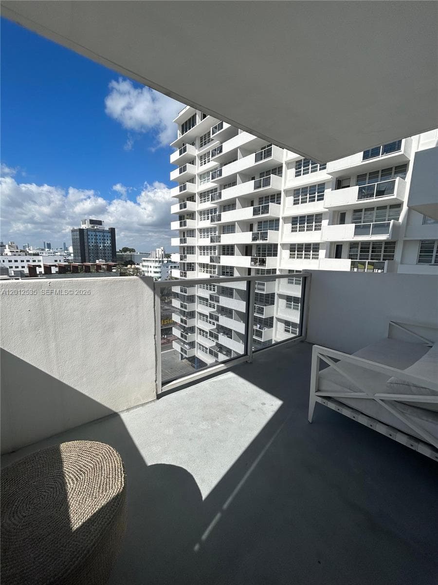 100 Lincoln Rd # 922, Miami Beach FL 33139 — 7