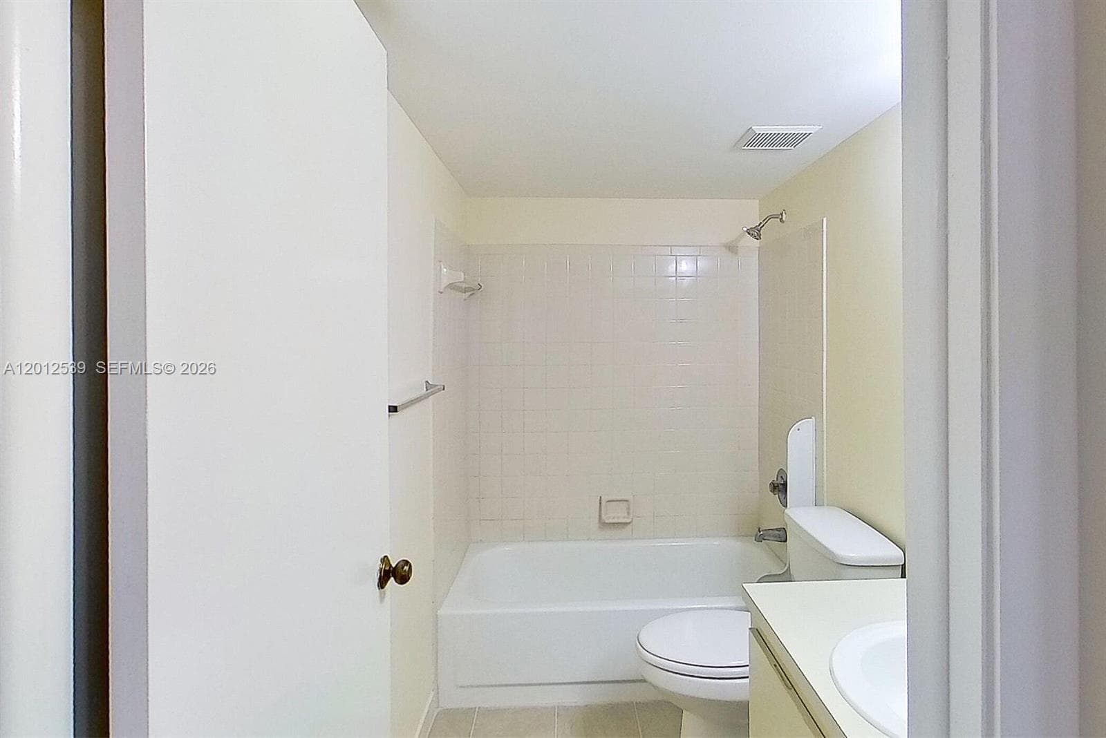 2020 NW 119th St # 1121, Miami FL 33167 — 38