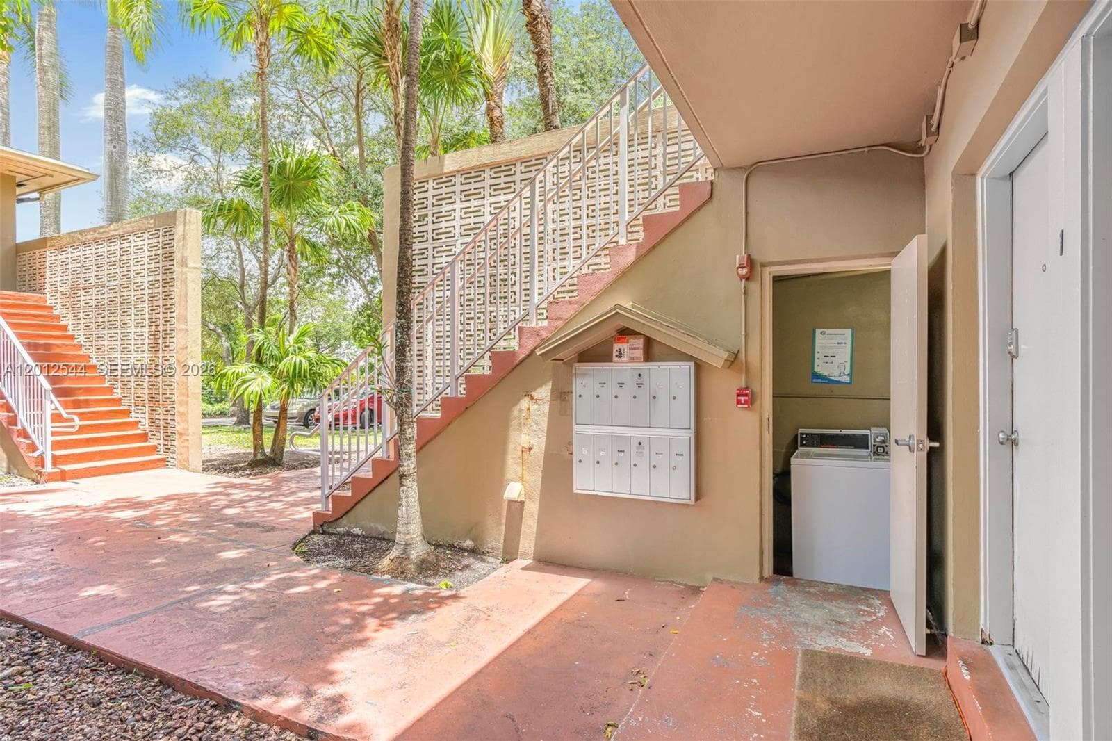 6330 SW 79th St # 2, South Miami FL 33143 — 23
