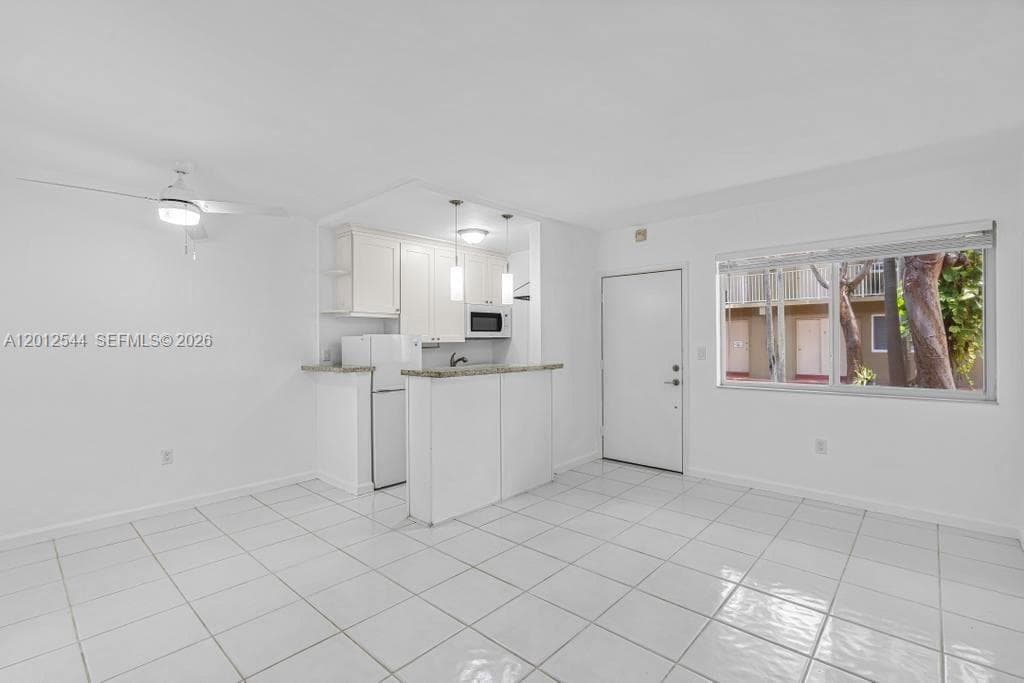 6330 SW 79th St # 2, South Miami FL 33143 — 8