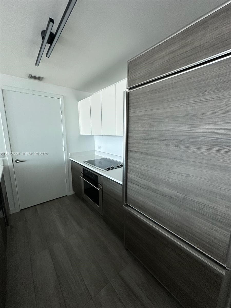 1100 S Miami Ave # 2608, Miami FL 33130 — 12