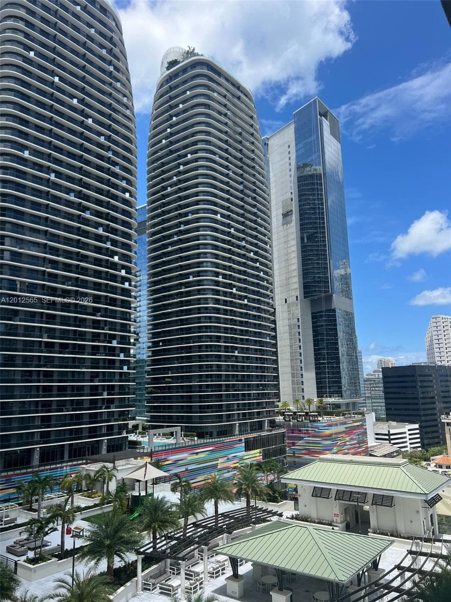 999 SW 1st Ave # 1601, Miami FL 33130 — 5