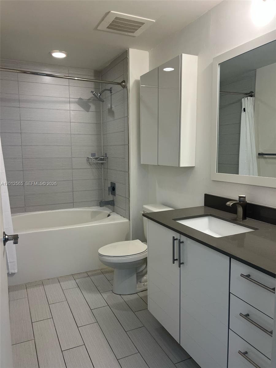 999 SW 1st Ave # 1601, Miami FL 33130 — 10
