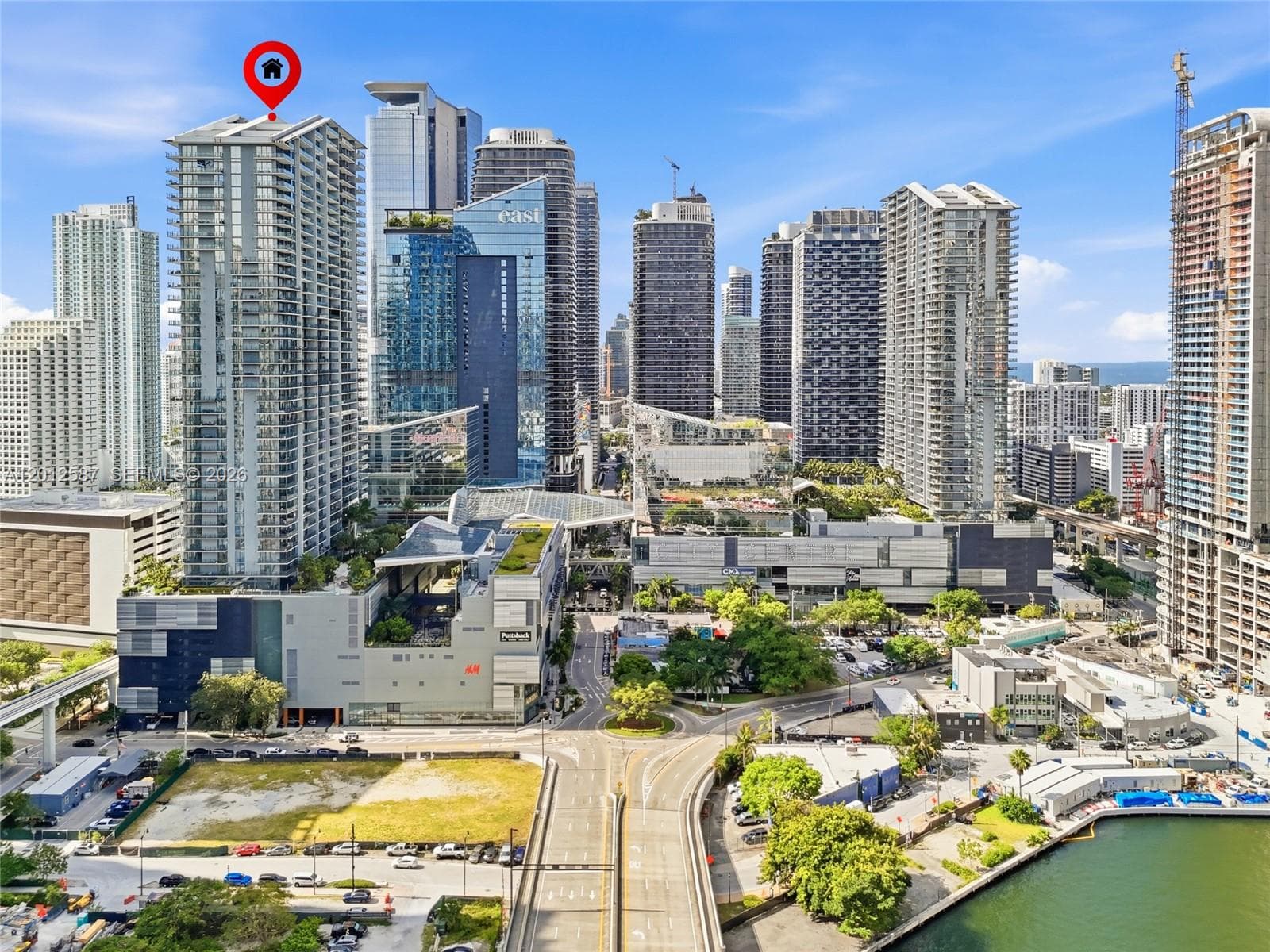 68 SE 6th St # 1904, Miami FL 33131 — 30