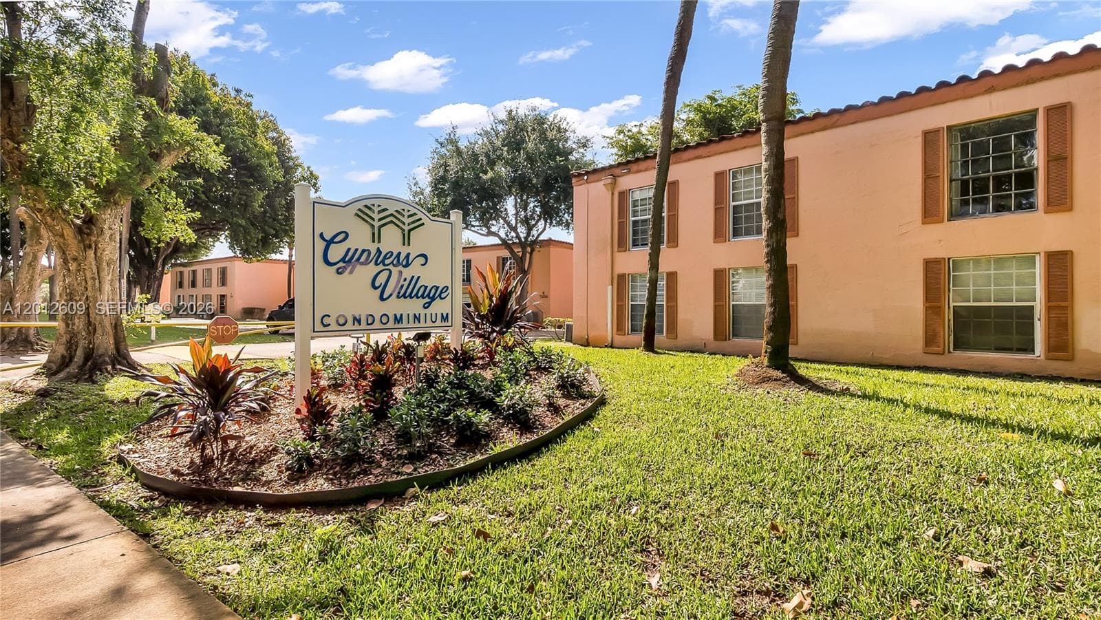 7208 Fairway Dr # I9, Miami Lakes FL 33014 — 17