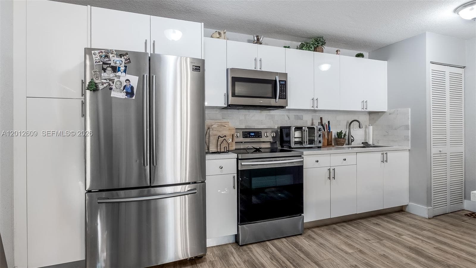 7208 Fairway Dr # I9, Miami Lakes FL 33014 — 4