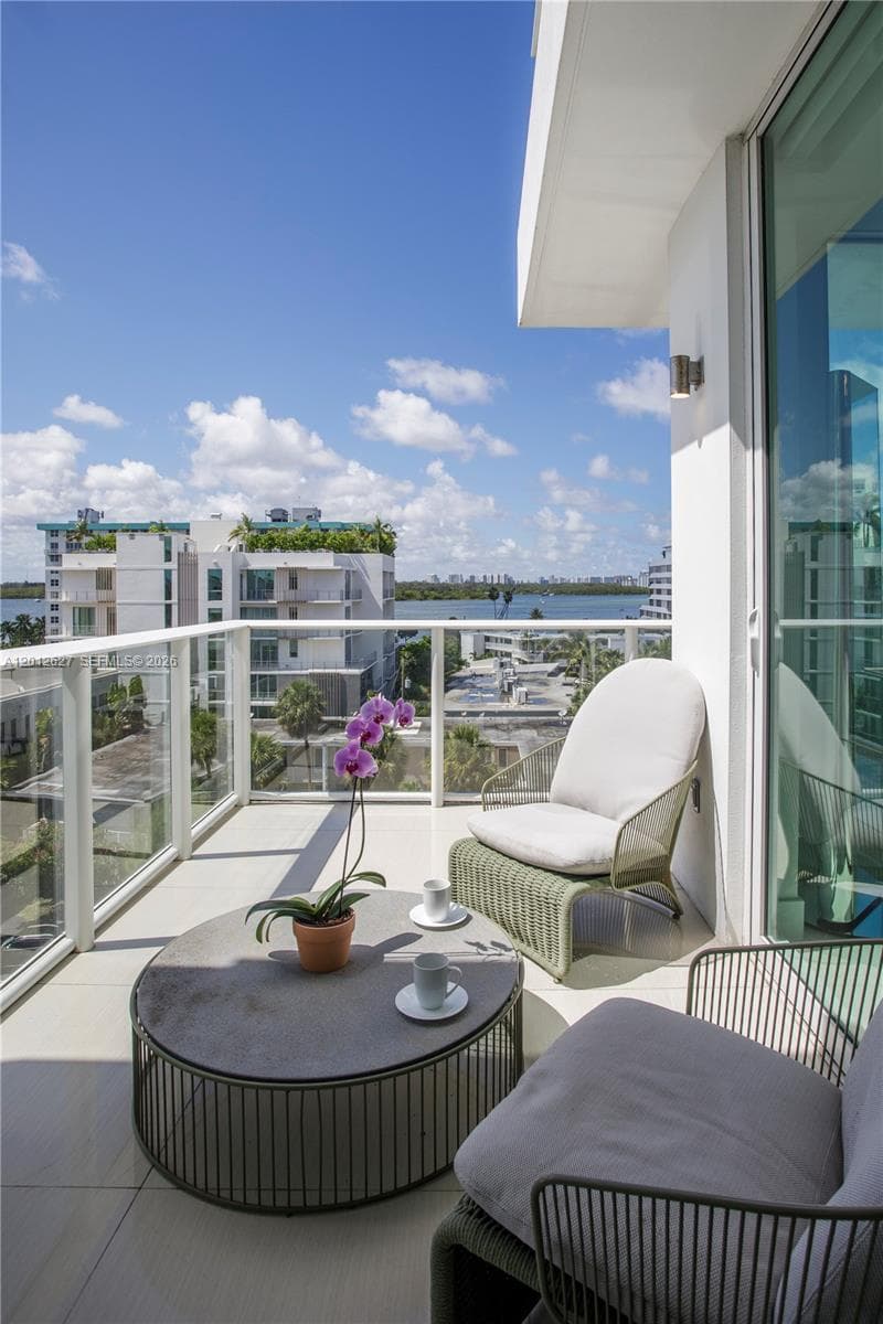1150 102nd St # 706, Bay Harbor Islands FL 33154 — 27