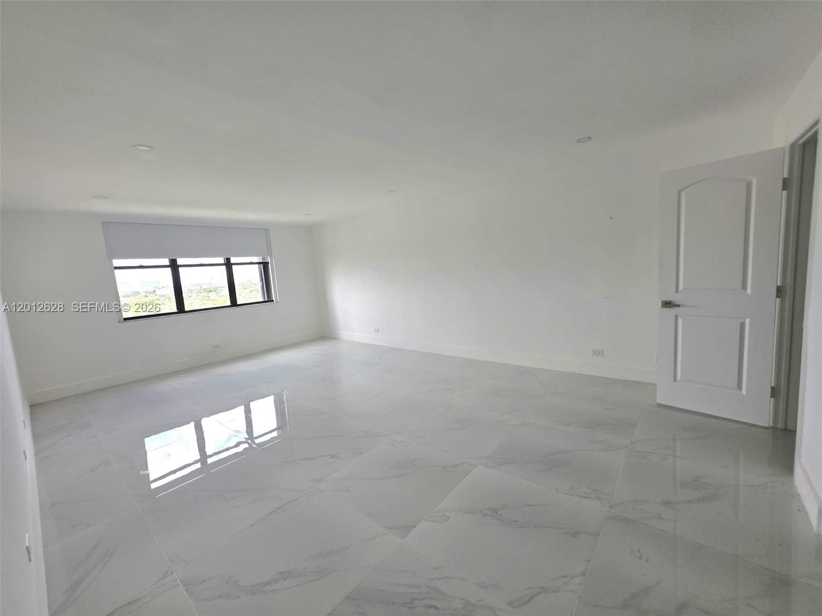 1800 NE 114th St # 1101, Miami FL 33181 — 13