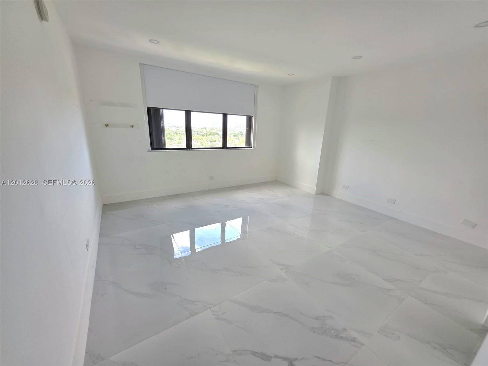 1800 NE 114th St # 1101, Miami FL 33181 — 9