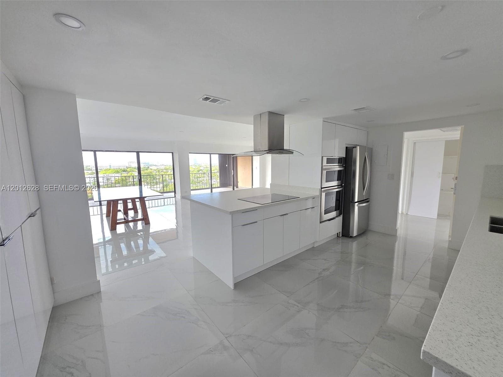 1800 NE 114th St # 1101, Miami FL 33181 — 4