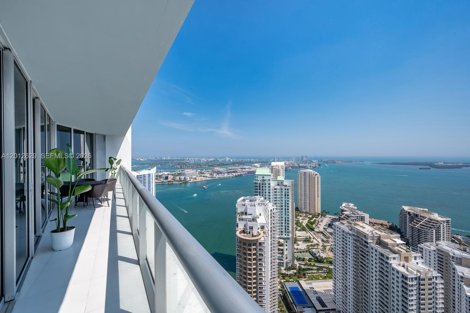 465 E Brickell Ave # 5305, Miami FL 33131 — 23