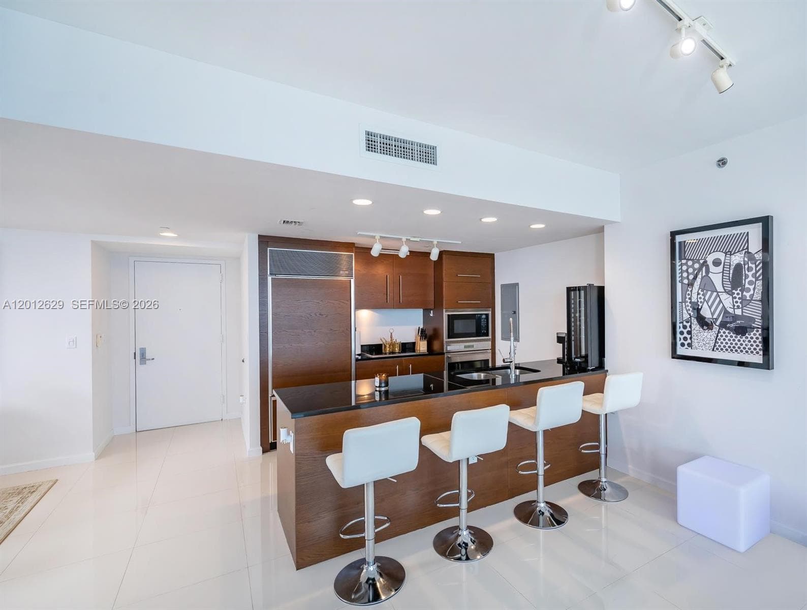 465 E Brickell Ave # 5305, Miami FL 33131 — 14