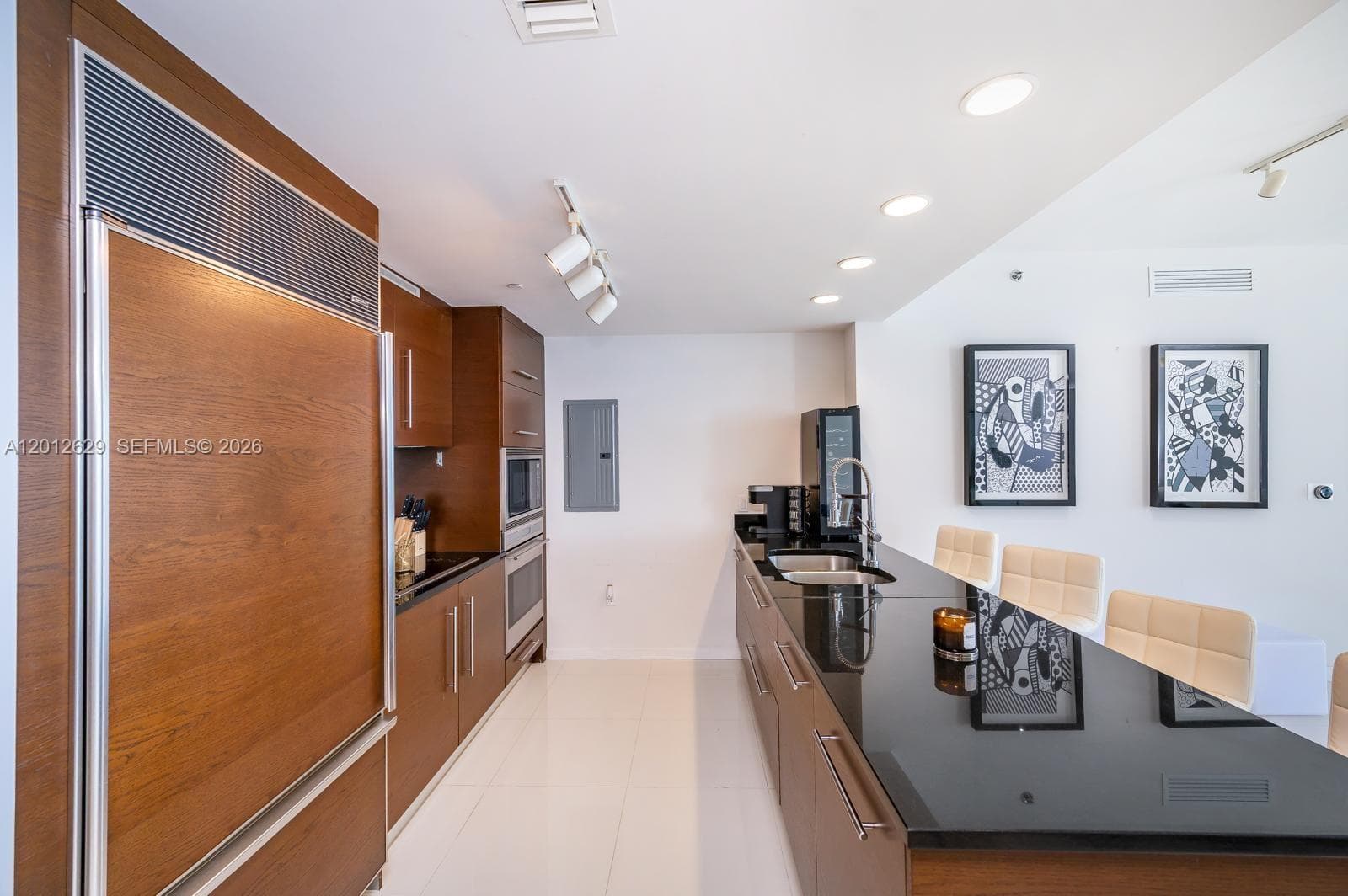 465 E Brickell Ave # 5305, Miami FL 33131 — 15