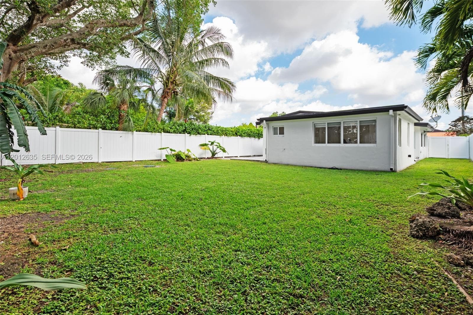 6230 SW 27th St, Miami FL 33155 — 19