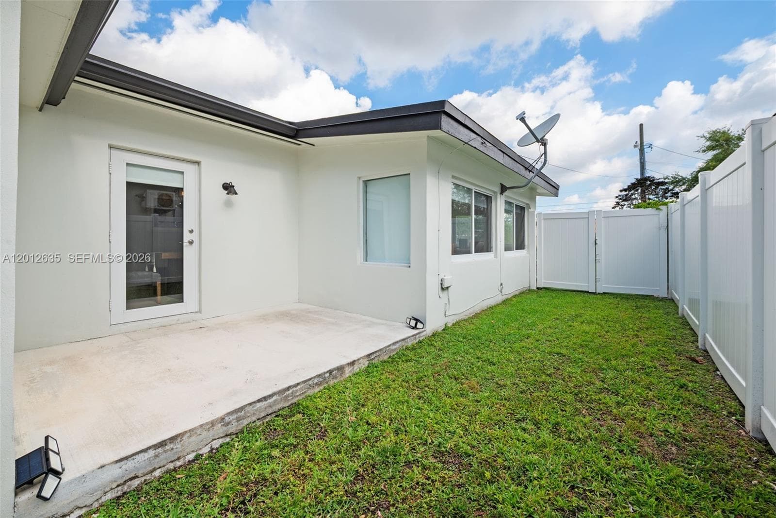 6230 SW 27th St, Miami FL 33155 — 21
