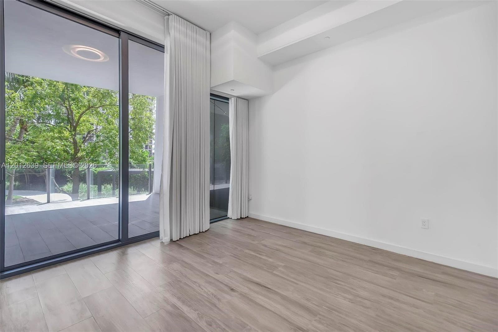 2831 S Bayshore Dr # 402, Miami FL 33133 — 22