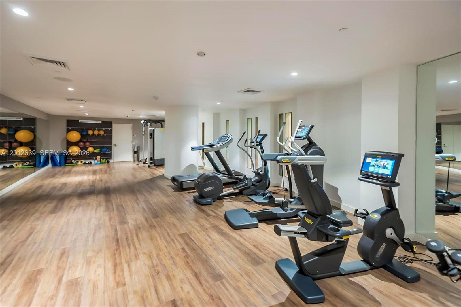 2831 S Bayshore Dr # 402, Miami FL 33133 — 34