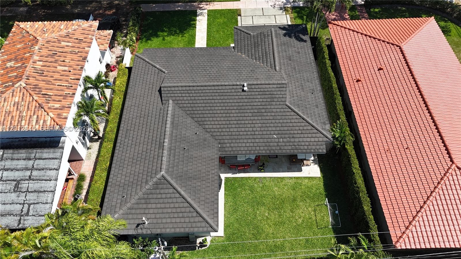 1549 Zuleta Ave, Coral Gables FL 33146 — 25