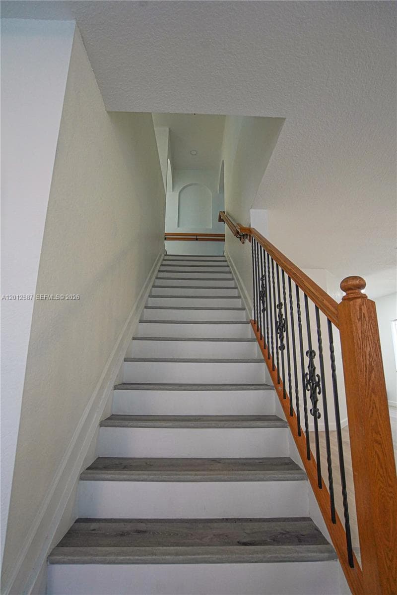 1751 SW 154th Path, Miami FL 33185 — 27