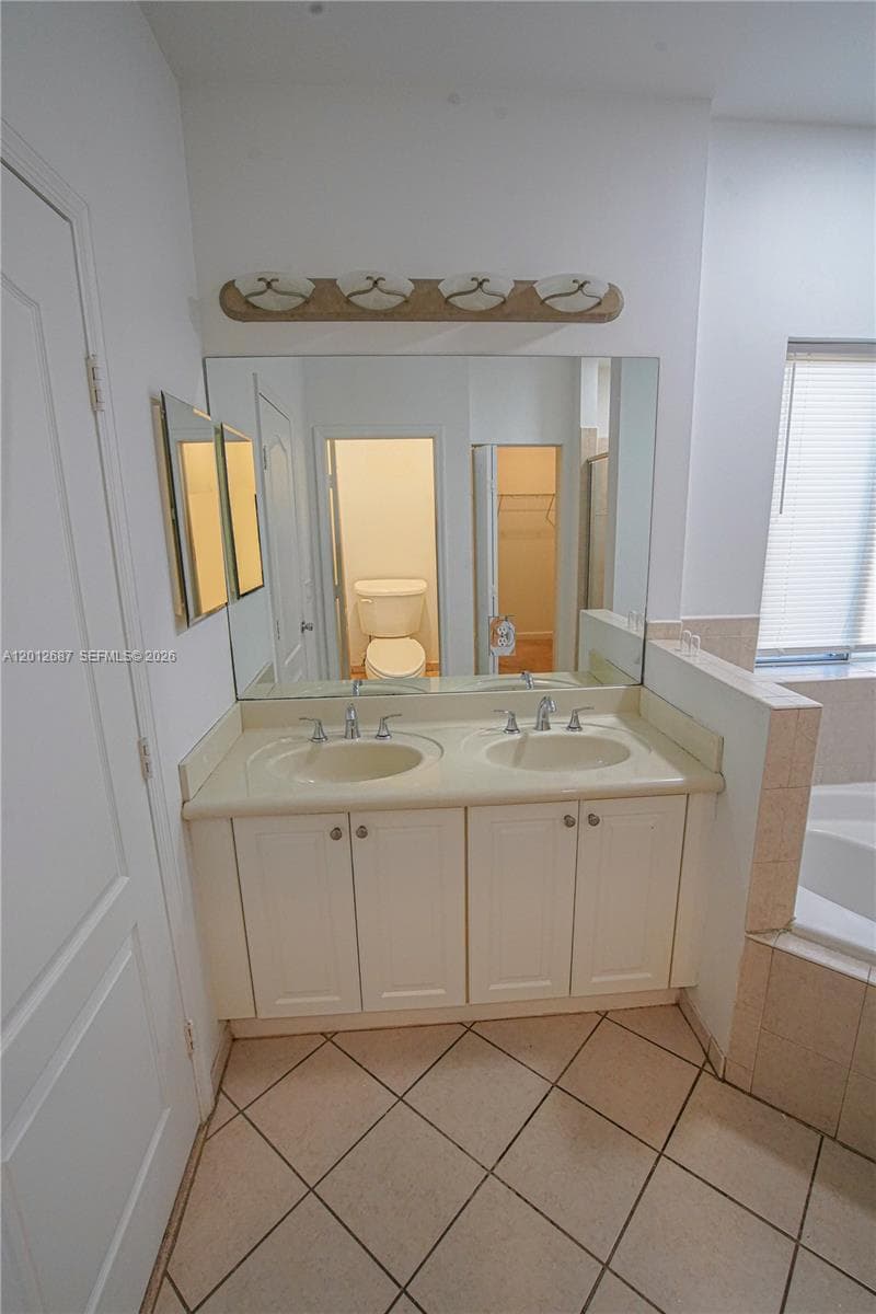 1751 SW 154th Path, Miami FL 33185 — 20