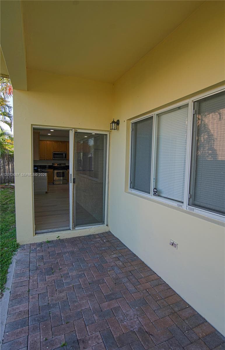 1751 SW 154th Path, Miami FL 33185 — 37