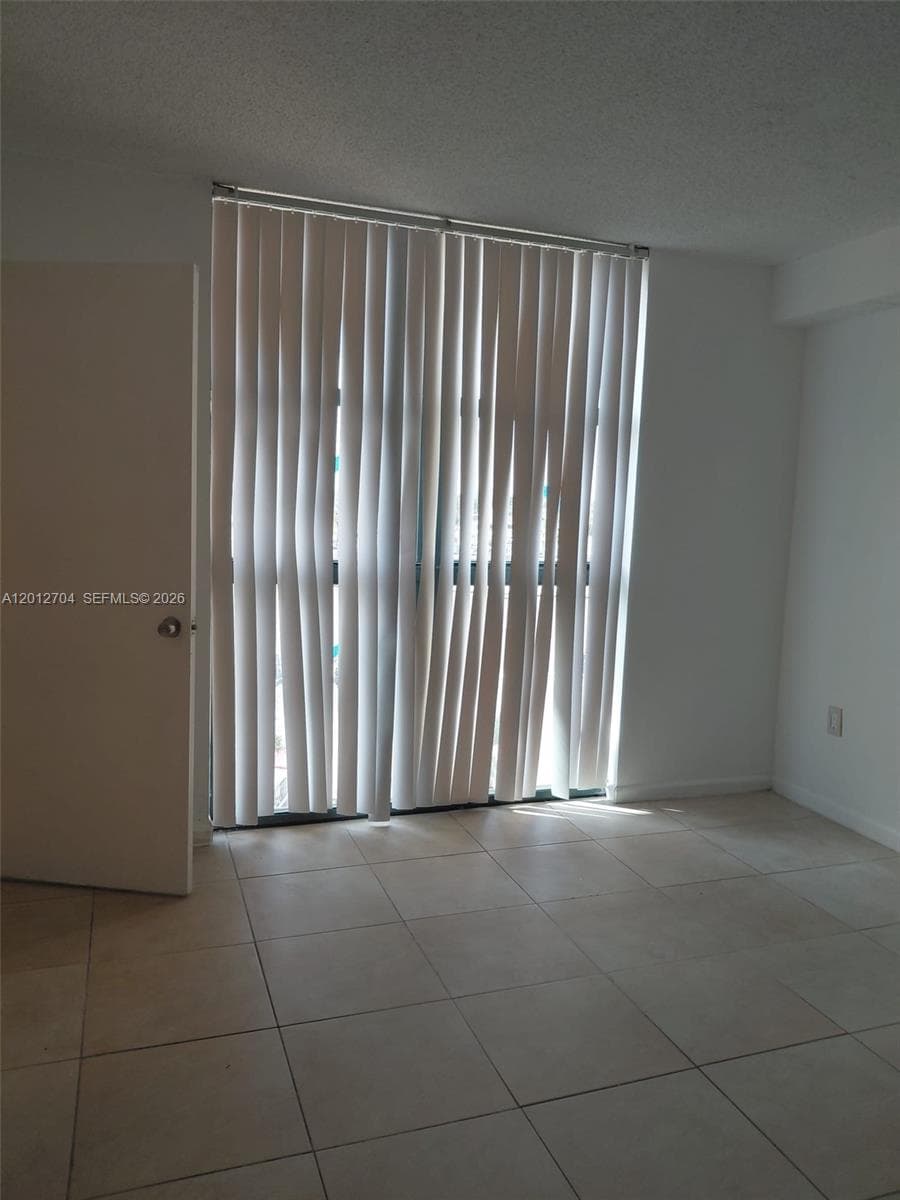 11790 SW 18th St # 3, Miami FL 33175 — 2