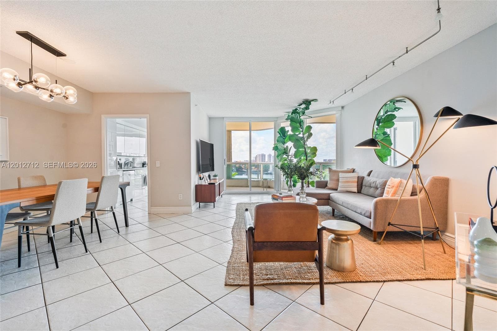 21205 YACHT CLUB DR # 805, Aventura FL 33180 — 3