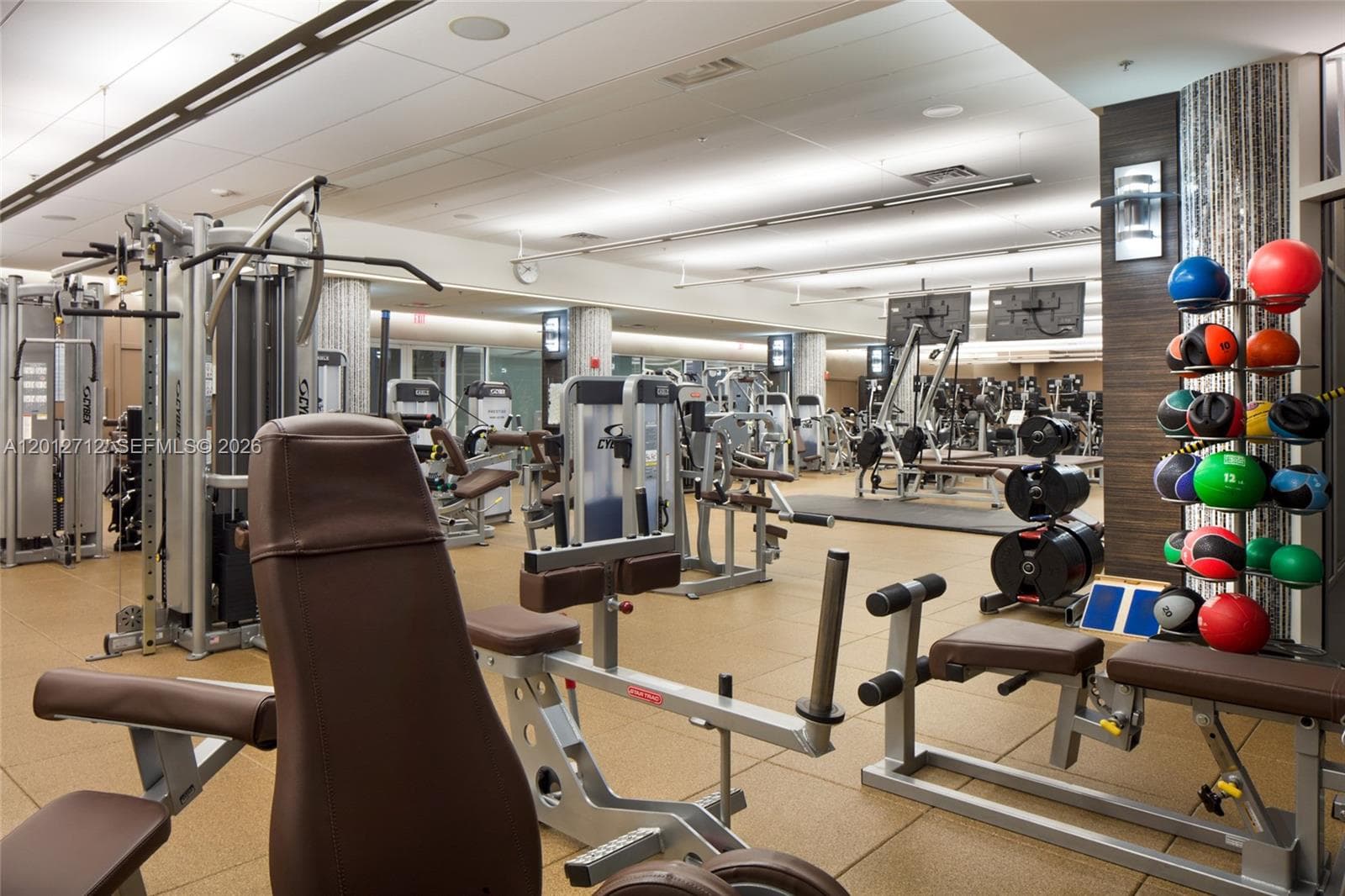 21205 YACHT CLUB DR # 805, Aventura FL 33180 — 28