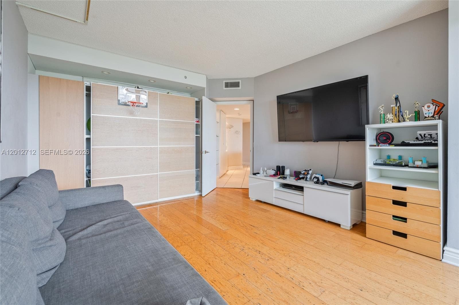 21205 YACHT CLUB DR # 805, Aventura FL 33180 — 14