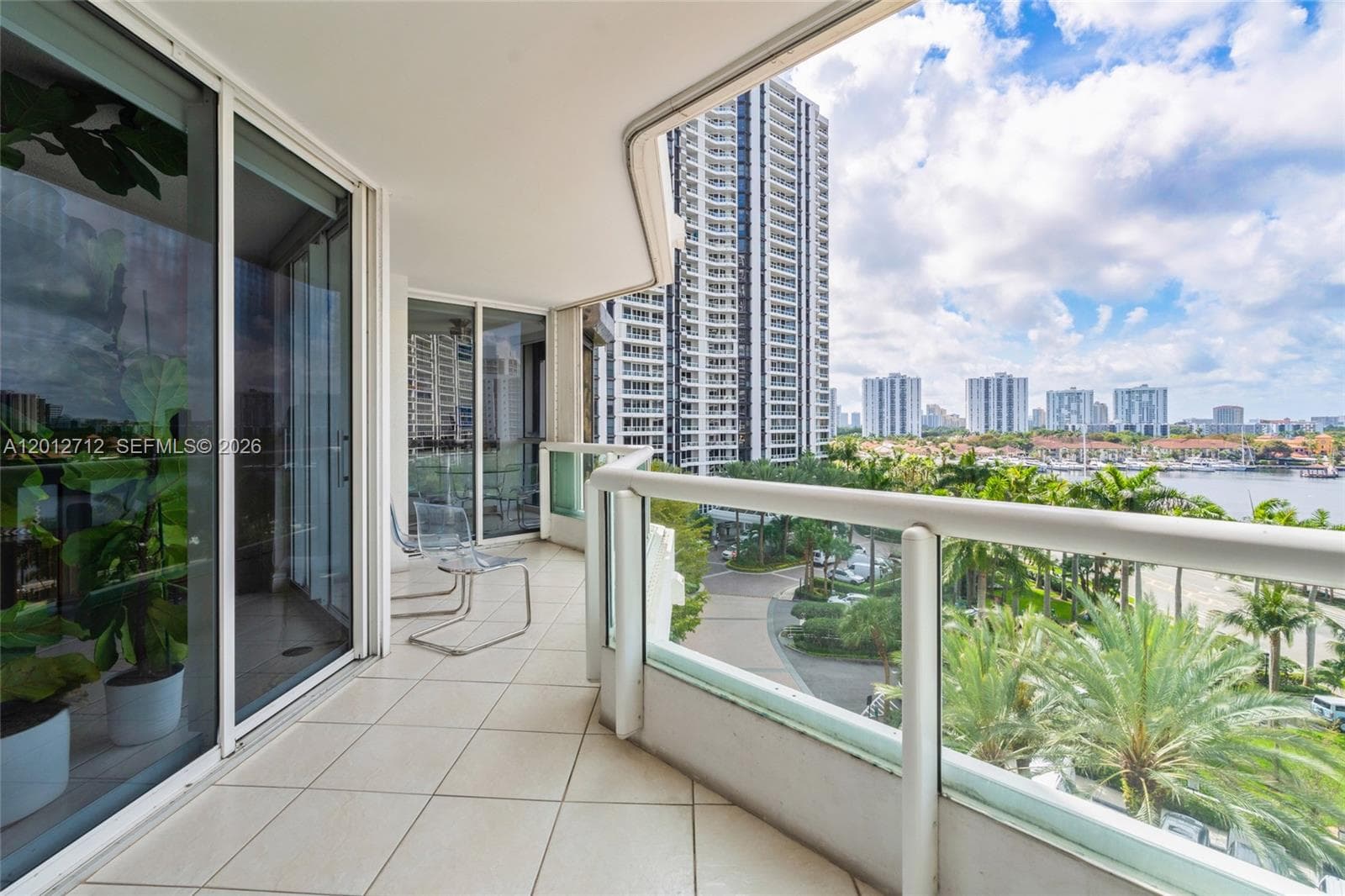 21205 YACHT CLUB DR # 805, Aventura FL 33180 — 11