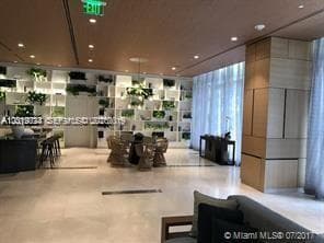 55 SW 9th St # 2504, Miami FL 33130 — 15
