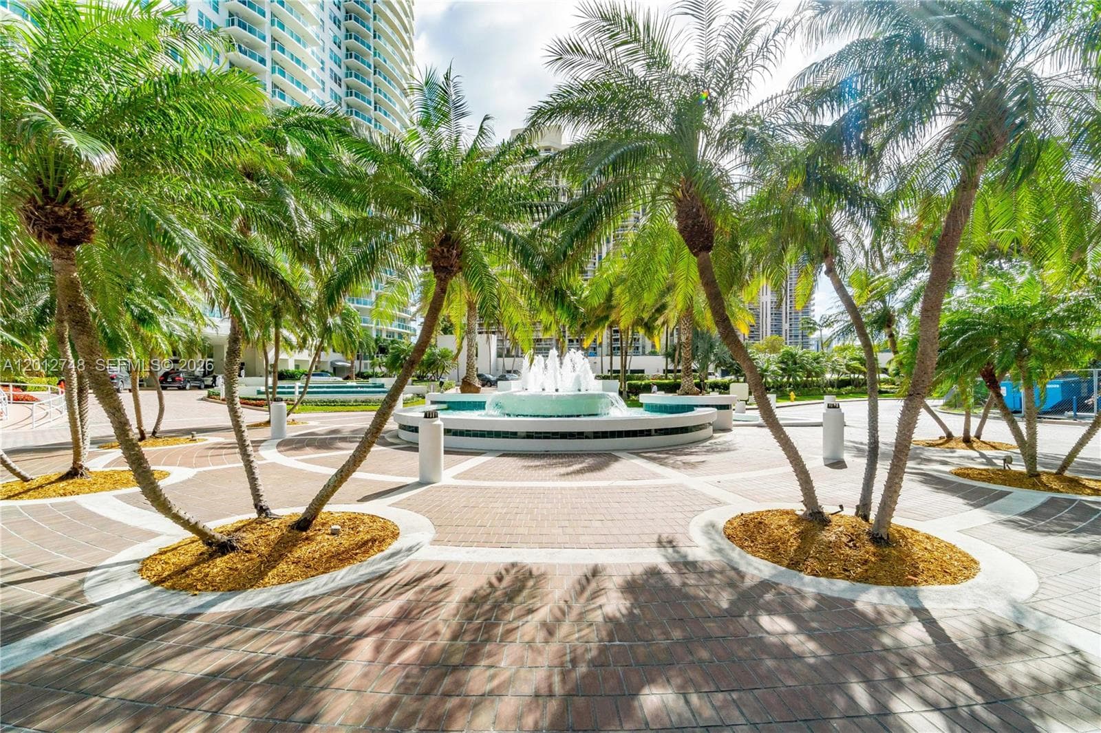 20281 E Country Club Dr, Aventura FL 33180 — 62