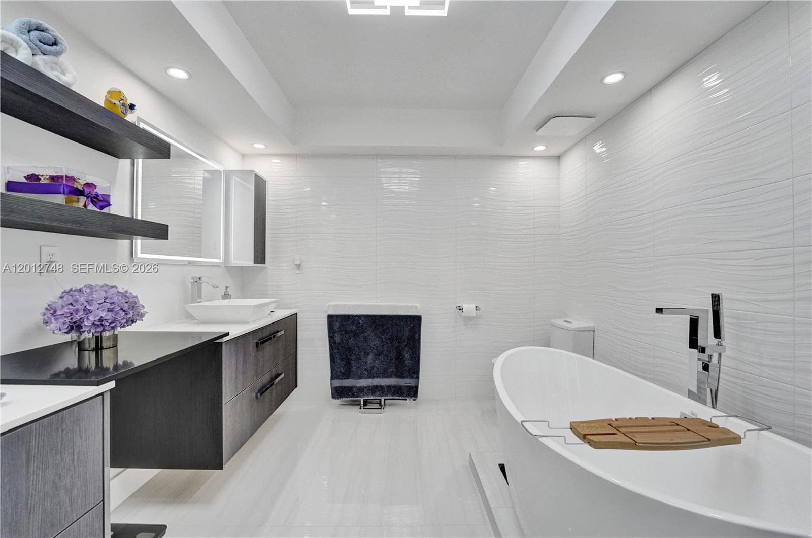 20281 E Country Club Dr, Aventura FL 33180 — 49