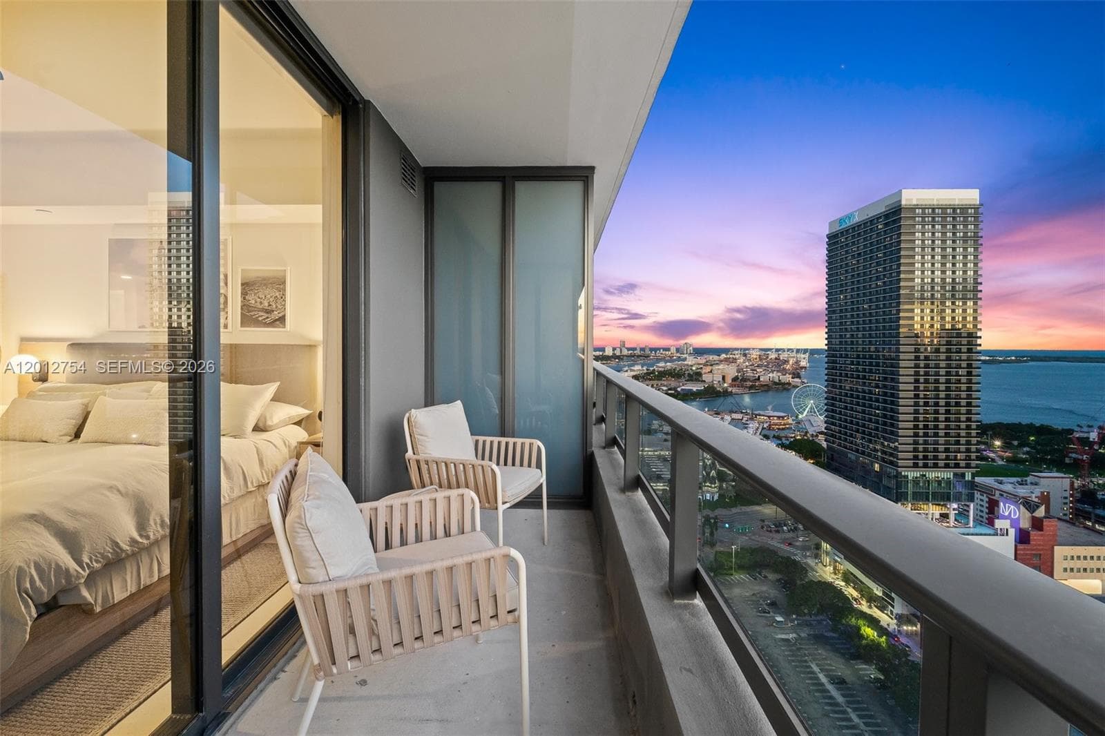 601 NE 1st Ave # 3210, Miami FL 33132 — 2
