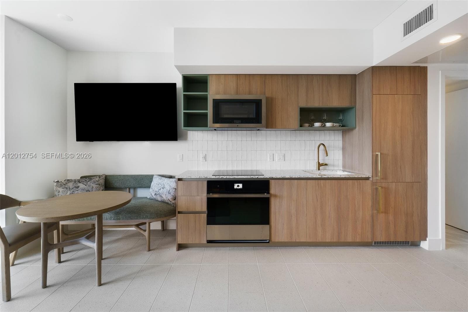 601 NE 1st Ave # 3210, Miami FL 33132 — 6
