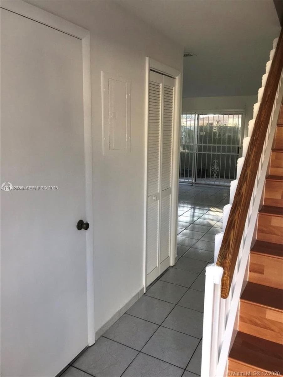 6690 SW 12th St # 6690, West Miami FL 33144 — 2