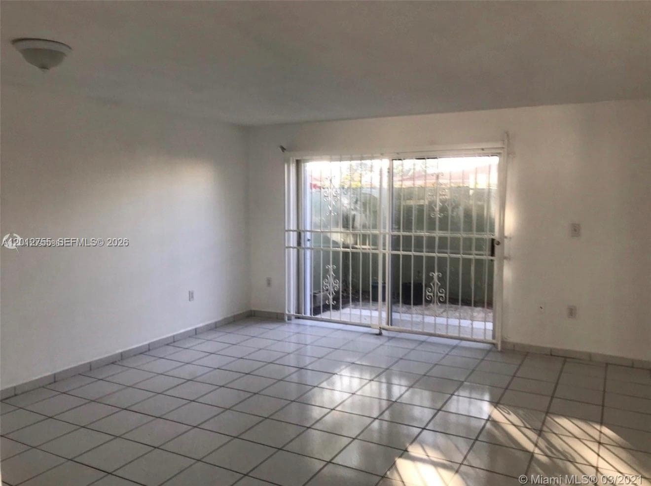 6690 SW 12th St # 6690, West Miami FL 33144 — 3