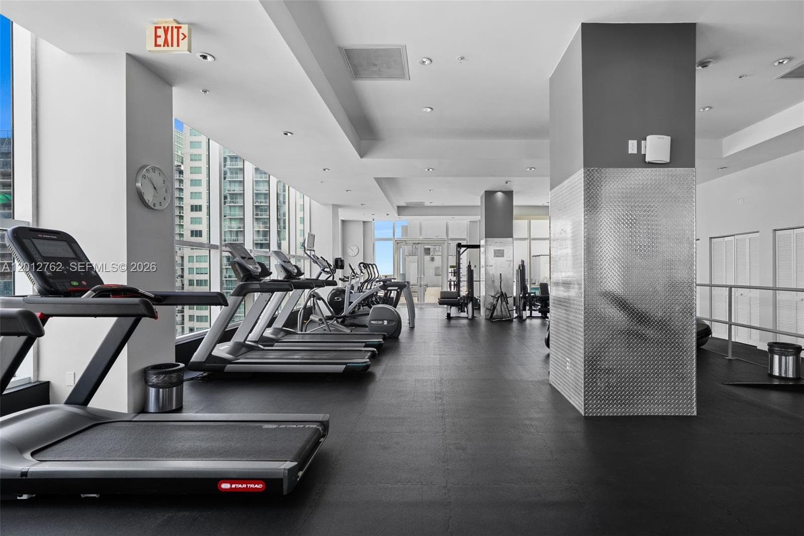 133 NE 2nd Ave # 909, Miami FL 33132 — 21