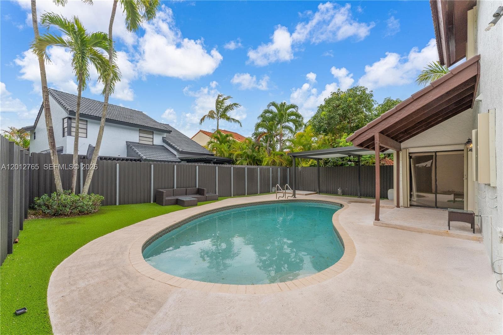 6327 SW 127th Pl, Miami FL 33183 — 32