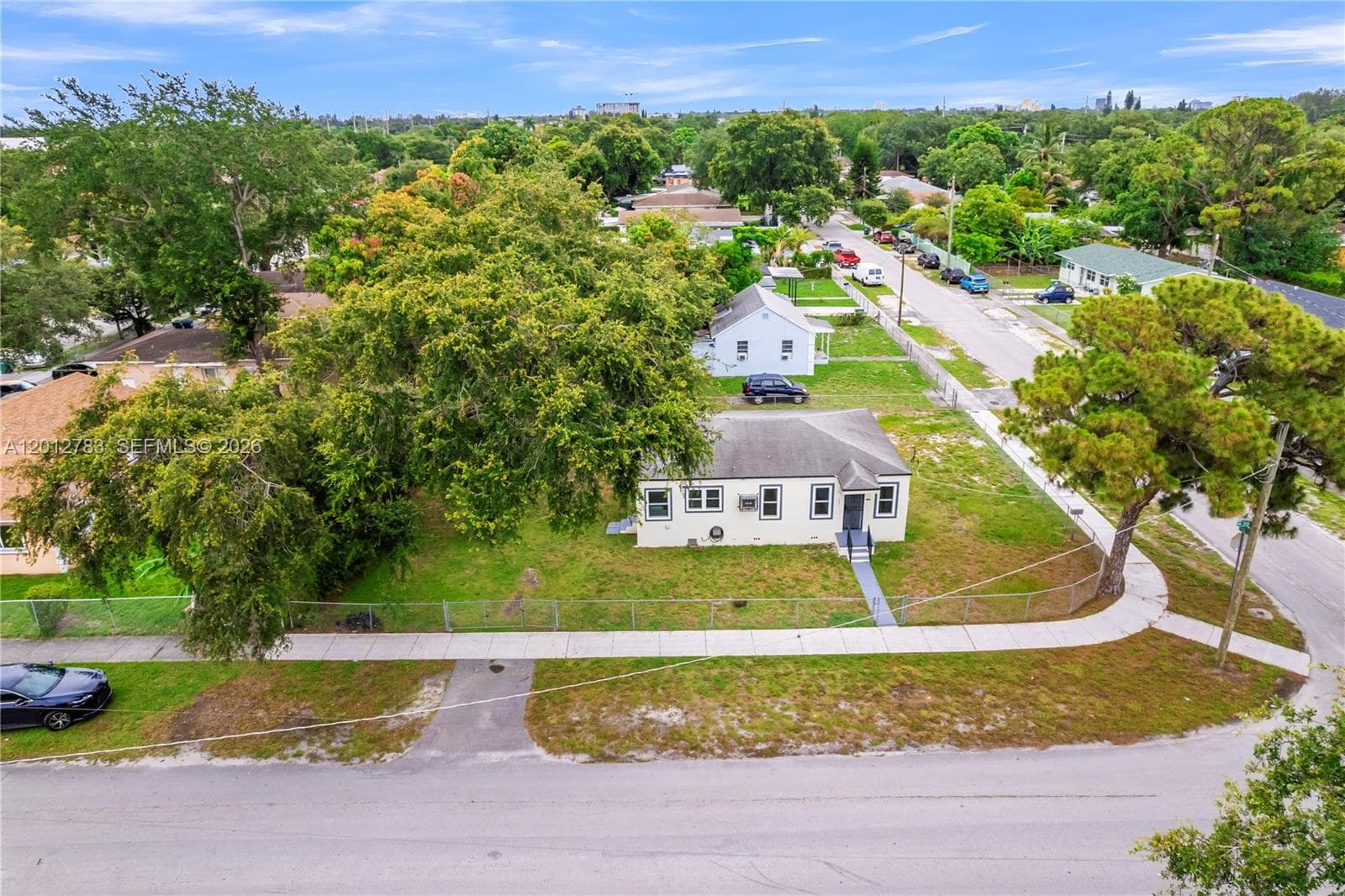 9301 NW 20th Ave, Miami FL 33147 — 52