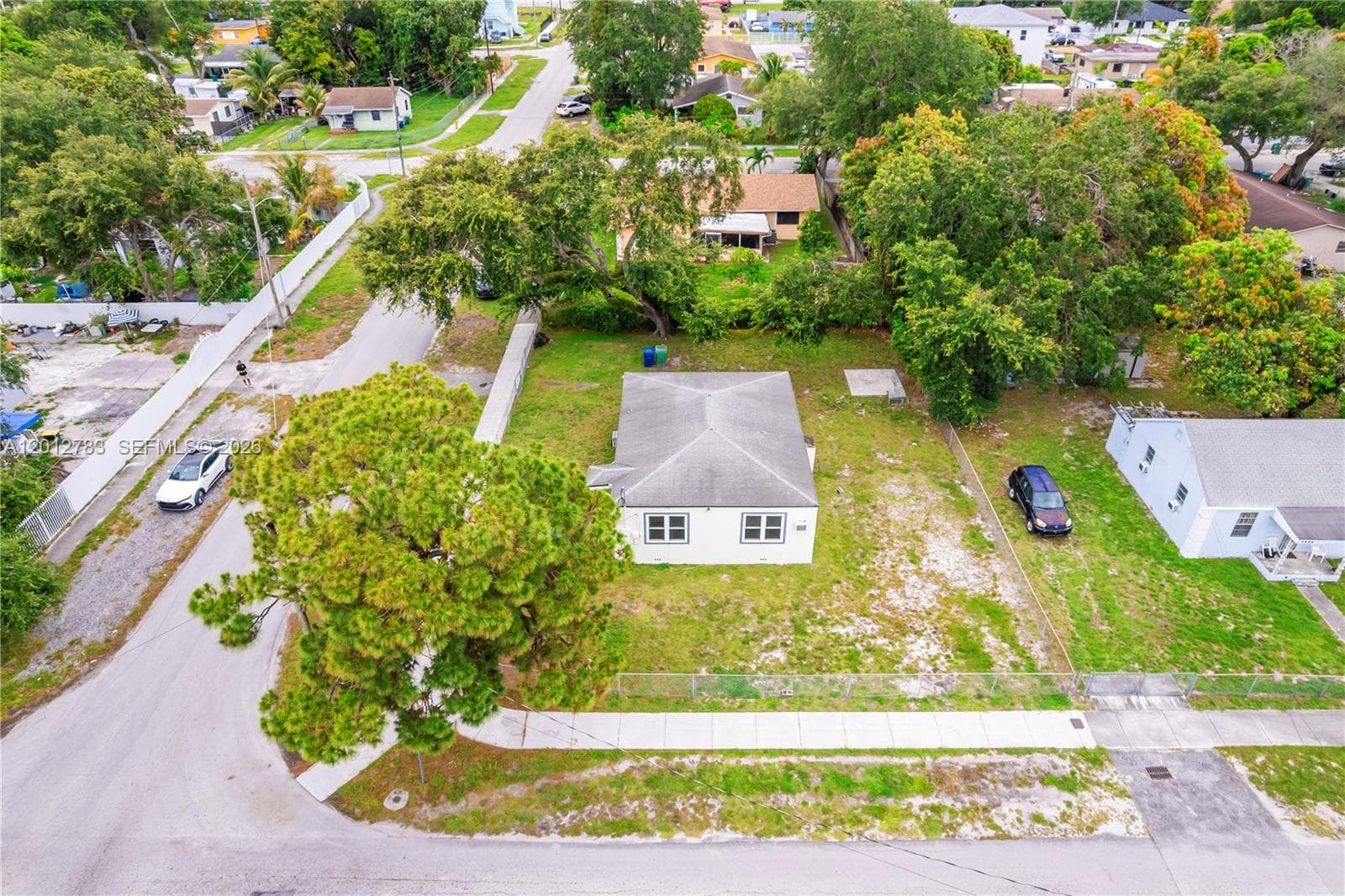 9301 NW 20th Ave, Miami FL 33147 — 53