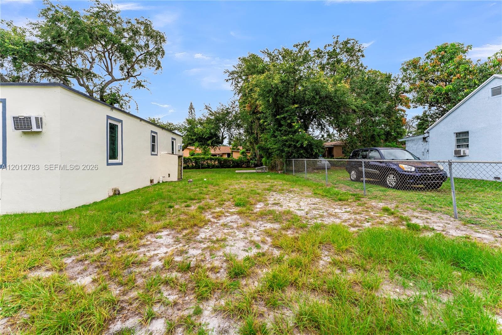 9301 NW 20th Ave, Miami FL 33147 — 26