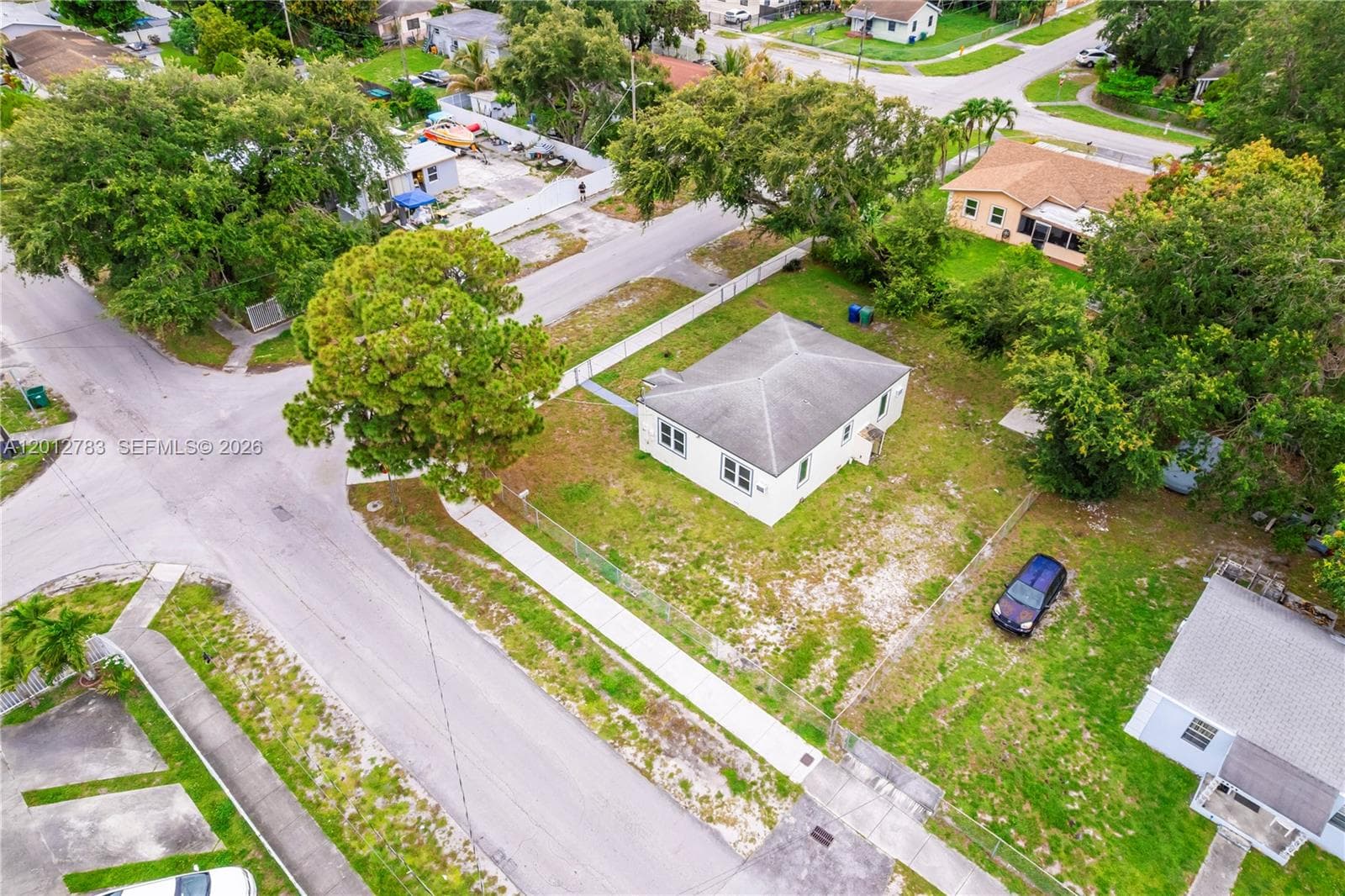 9301 NW 20th Ave, Miami FL 33147 — 51