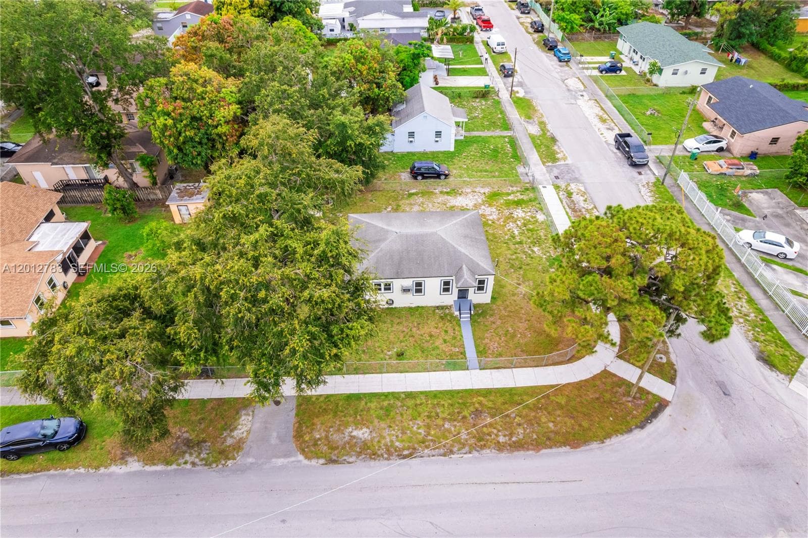 9301 NW 20th Ave, Miami FL 33147 — 48
