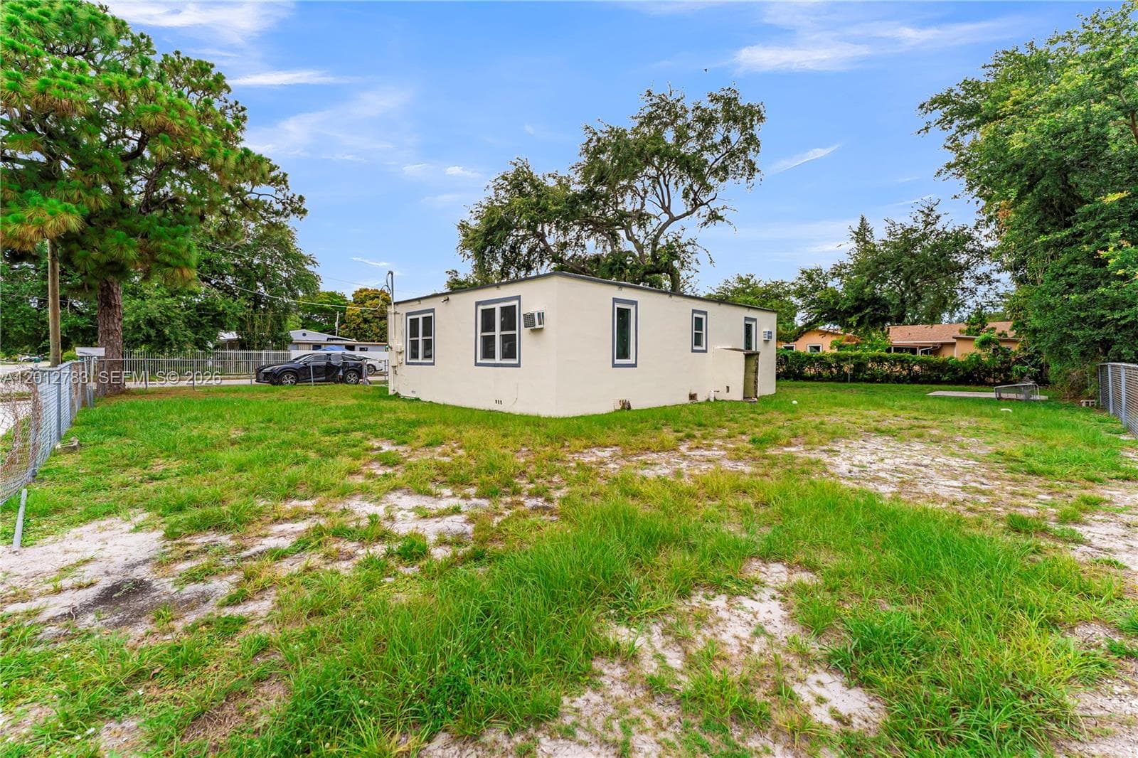 9301 NW 20th Ave, Miami FL 33147 — 44