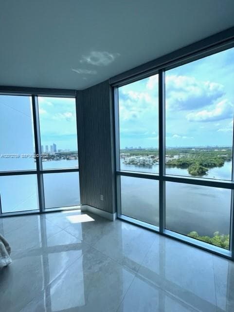 17111 Biscayne Blvd # 2102, North Miami Beach FL 33160 — 26