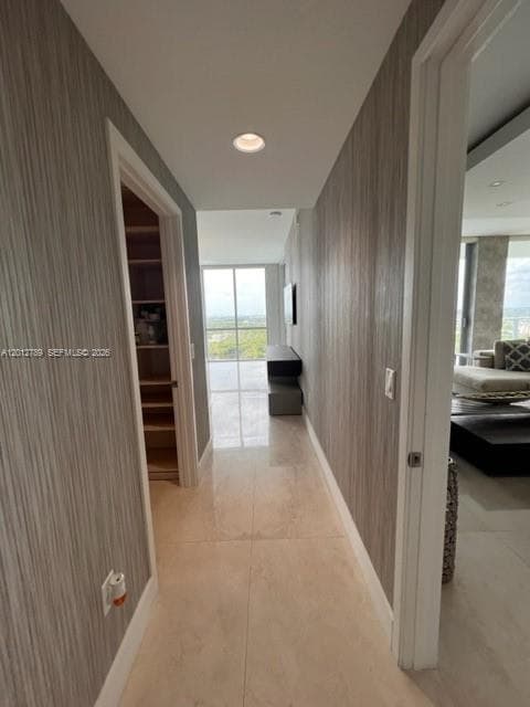 17111 Biscayne Blvd # 2102, North Miami Beach FL 33160 — 24