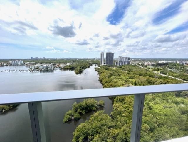 17111 Biscayne Blvd # 2102, North Miami Beach FL 33160 — 34
